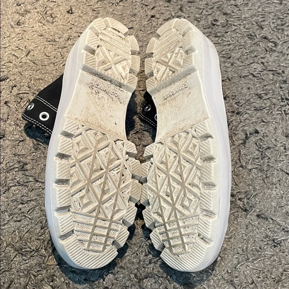 Converse Chuck Taylor platform